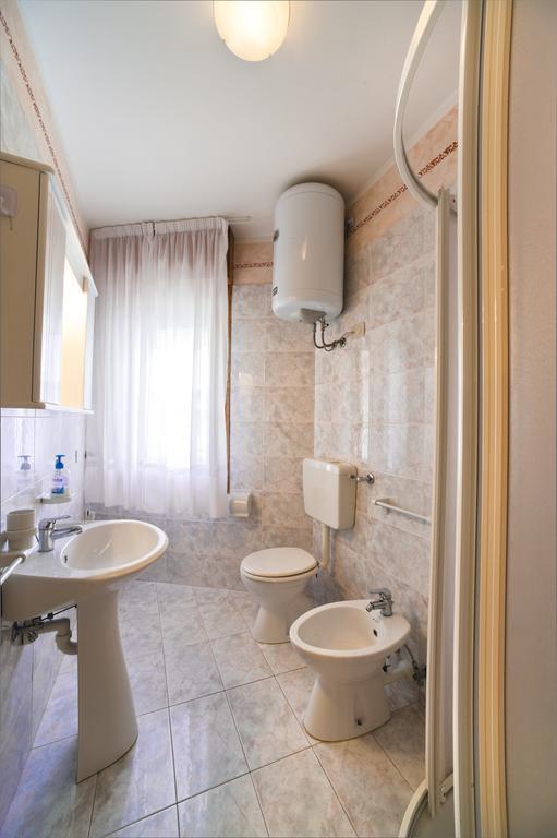 Residence Miriam 2 Bibione Habitación foto